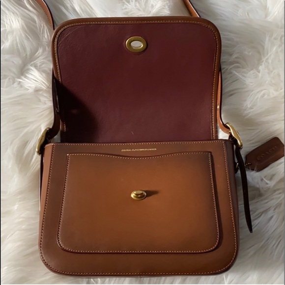 Brown Coach Shoulder Purse - Picture 4 of 11